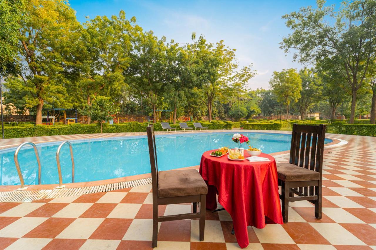Narmada Hills Resort Godarpura Exterior foto