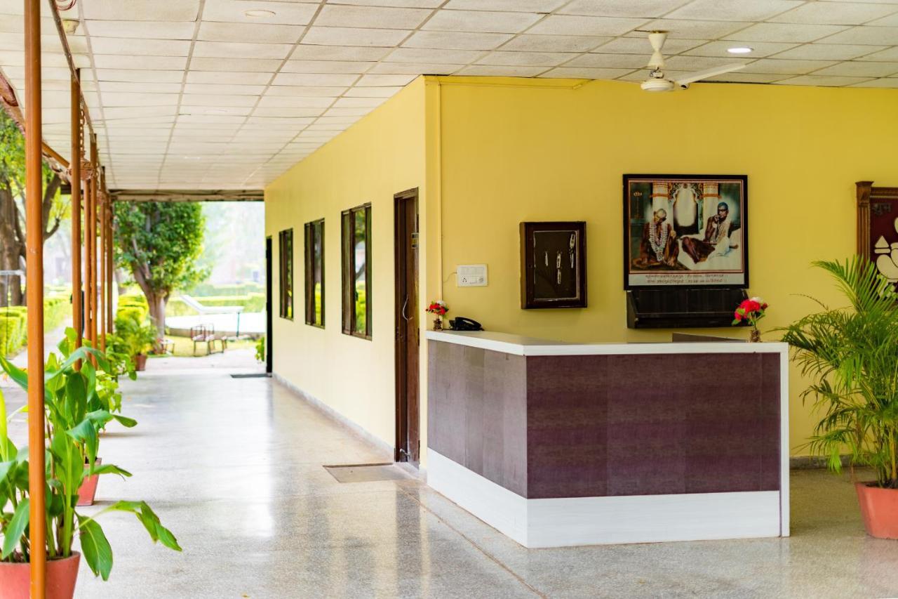 Narmada Hills Resort Godarpura Exterior foto