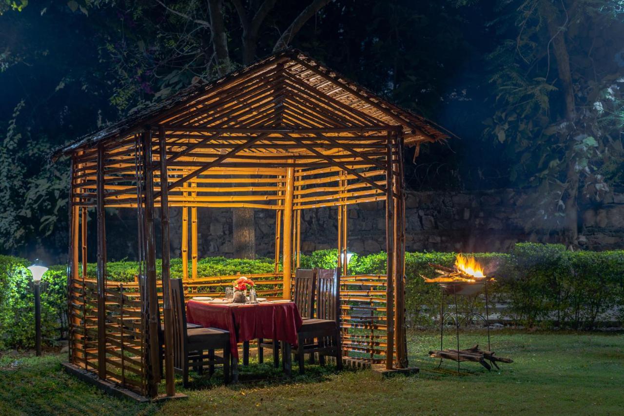 Narmada Hills Resort Godarpura Exterior foto
